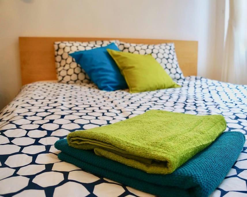 Bright And Cozy - City Center Apt Budapest Exterior photo
